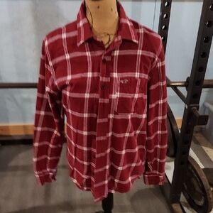 Hollister Red Plaid Long-Sleeve Button-Down Shirt